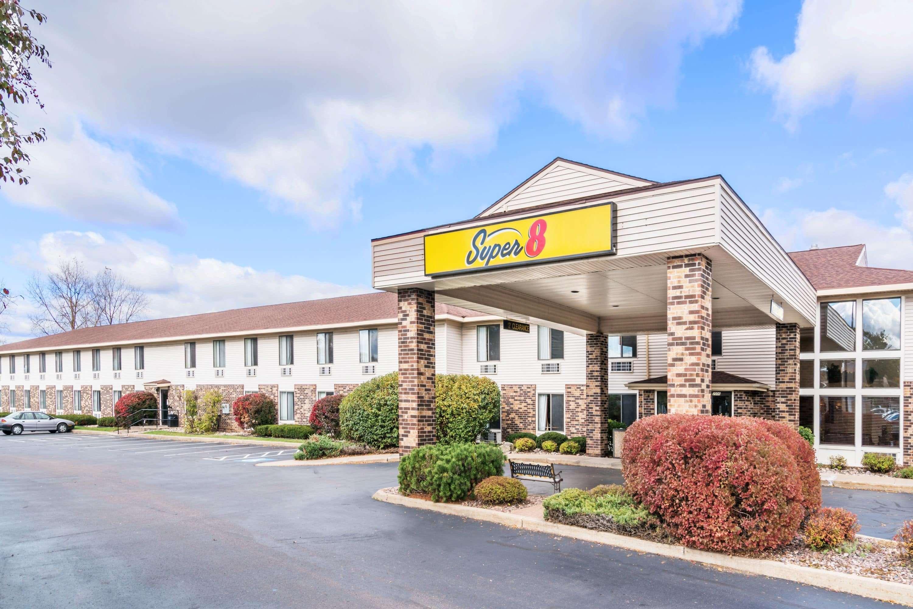 Super 8 By Wyndham Wausau Eksteriør bilde